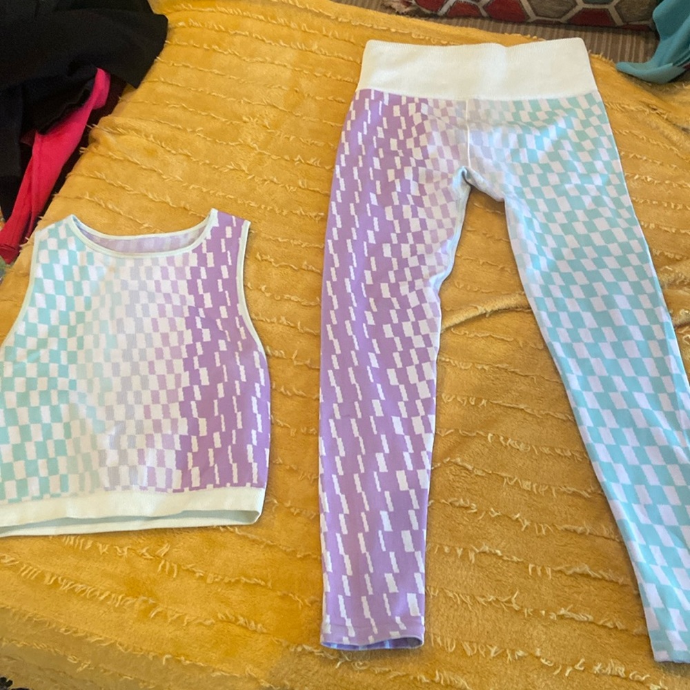 Fabletics workout outfit